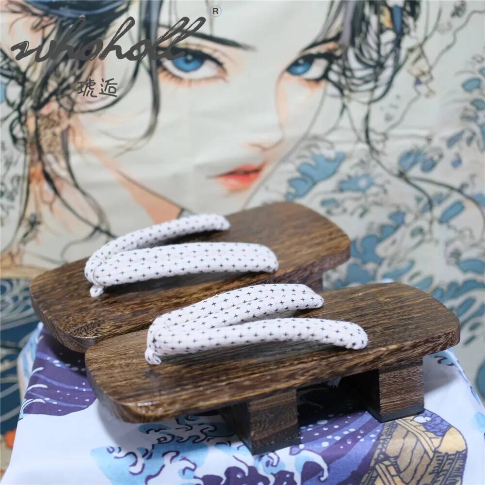 صنادل جيتا يابانية خشبية للجنس - مراجعة Geta Wooden Sandal وسعره